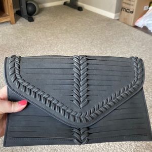 Black wristlet
